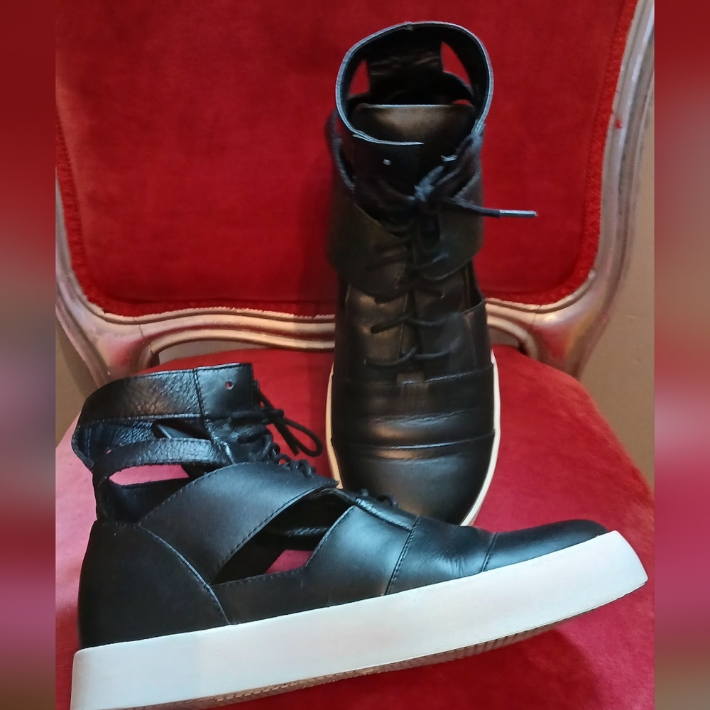 Sarah Pacini Black Leather Cutout High-Top Sneakers with White Sole